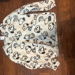 Peanuts Snoopy Fleece Jacket - Black and White